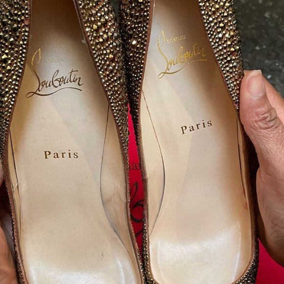 Christian Louboutin Gold studded 6 inches pumps - Picture 4 of 12